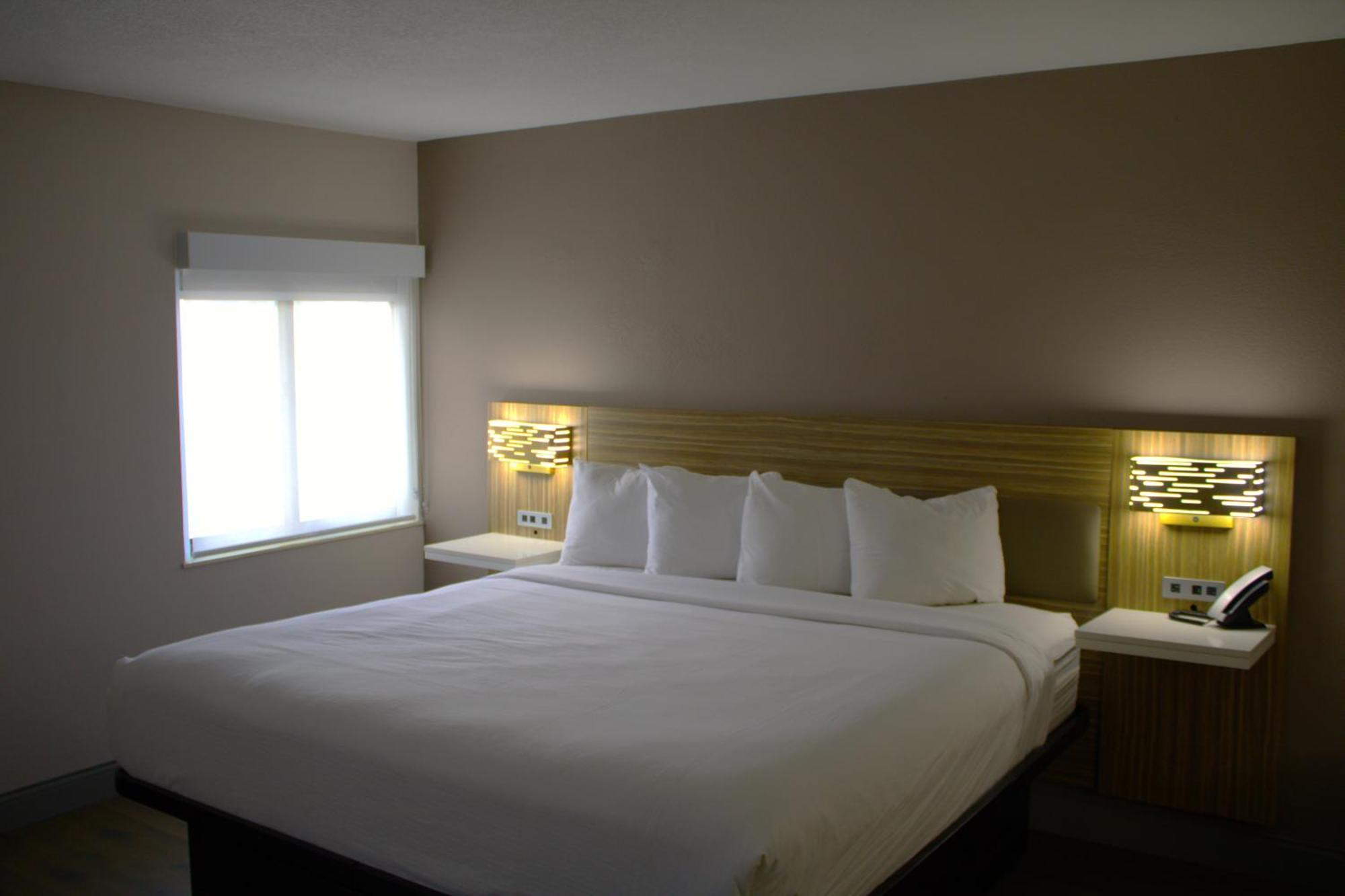 Baymont Inn & Suites By Wyndham San Marcos Eksteriør billede